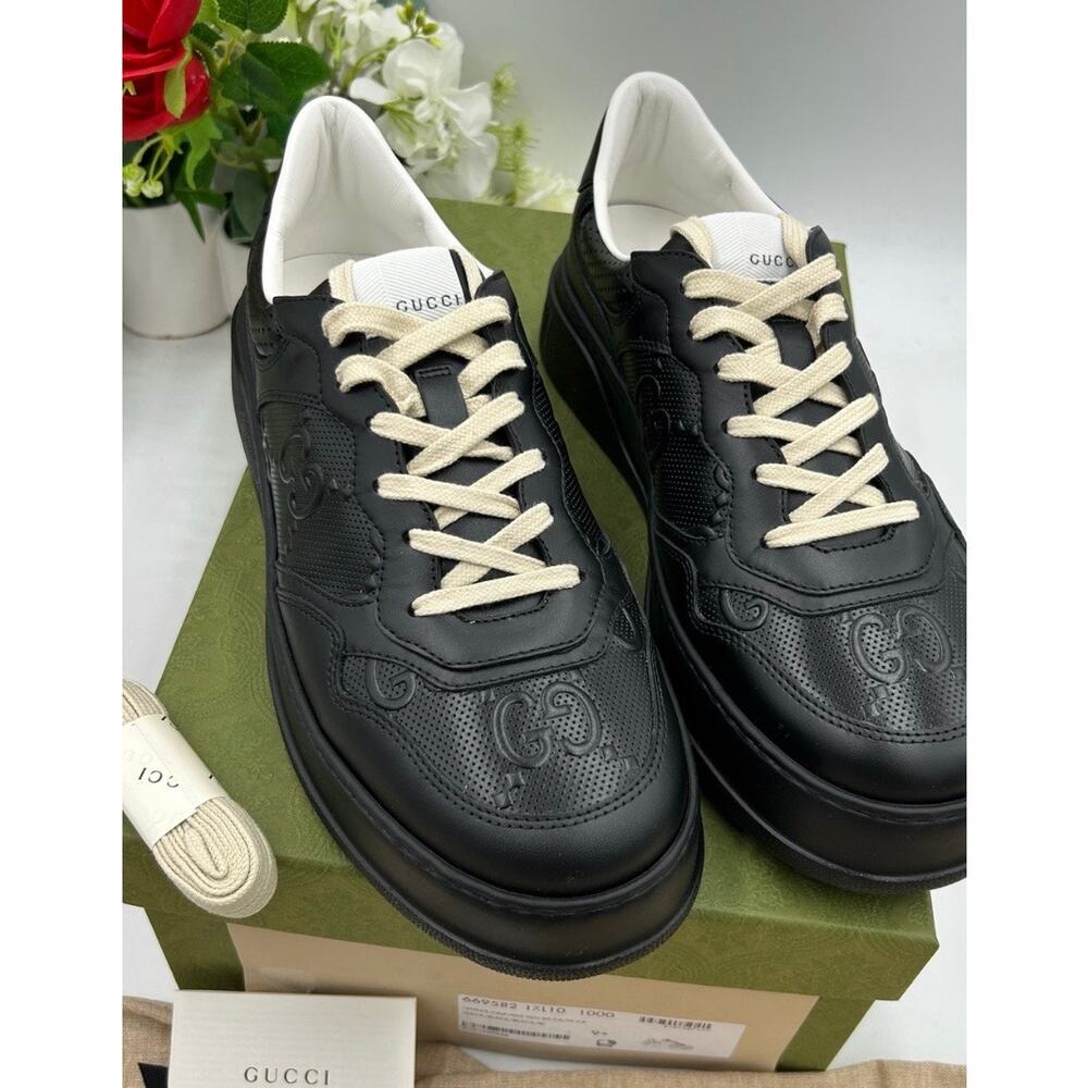 Men's Gucci GG embossed Leather sneakers size 9.5 fits 10 US made in Italy - Picture 1 of 12